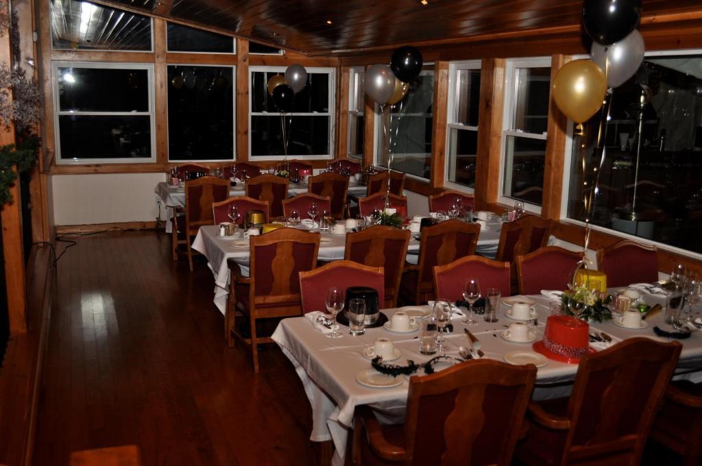 Red Umbrella Inn Minden Hills Εξωτερικό φωτογραφία