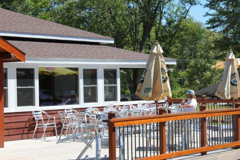 Red Umbrella Inn Minden Hills Εξωτερικό φωτογραφία