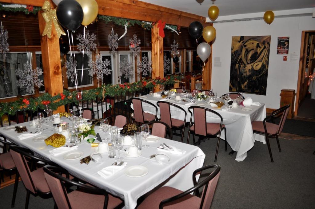 Red Umbrella Inn Minden Hills Εξωτερικό φωτογραφία